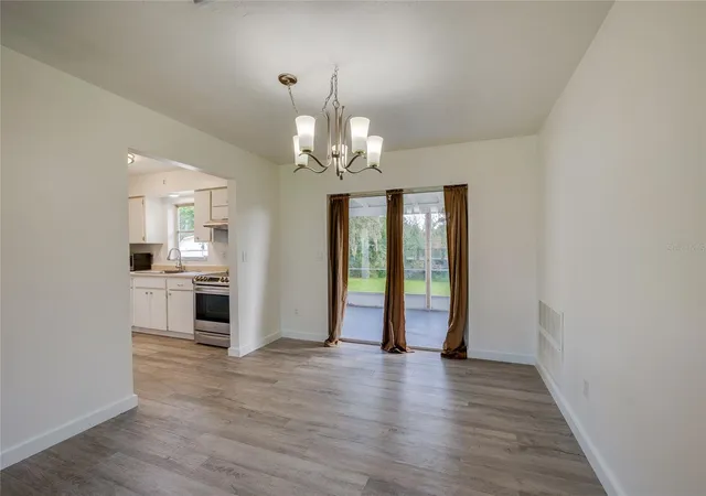 Photo 4 of Single family home for sale at 971 N Waycross Cir, Deltona, FL 32725 | MLS# V4951498 | Listing updated on 2026-10-06