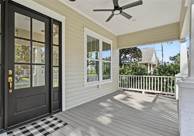 Photo 2 of Single family home for sale at 206 N Highland Ave, Winter Garden, FL 34787 | MLS# O6444632 | Listing updated on 2026-10-22