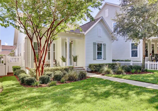 Photo 3 of Sale Pending at 923 Allenhurst St, Winter Garden, FL 34787 | MLS# O6444634 | Listing updated on 2026-10-06