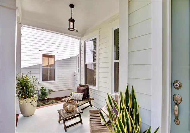 Photo 4 of Sale Pending at 923 Allenhurst St, Winter Garden, FL 34787 | MLS# O6444634 | Listing updated on 2026-10-06
