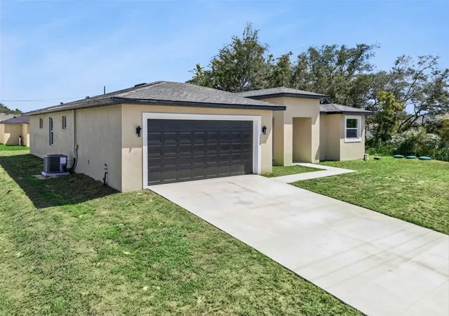 Photo 1 of Single family home for sale at 1444 Sarasota Dr, Kissimmee, FL 34759 | MLS# O6444635 | Listing updated on 2026-09-30