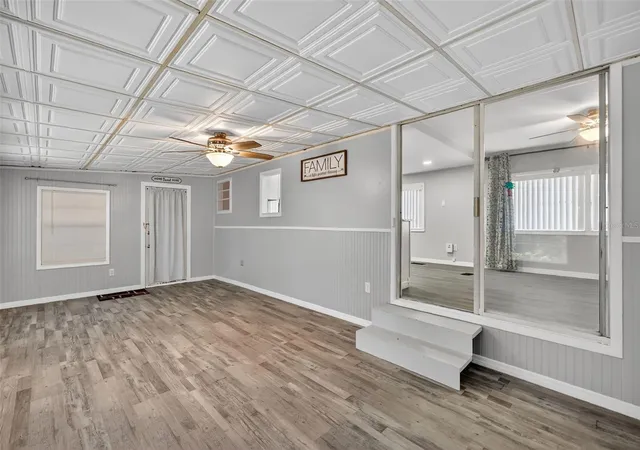 Photo 3 of Manufactured home for sale at 10438 SE 130th Place, Ocklawaha, FL 32179 | MLS# G5118246 | Listing updated on 2026-09-25