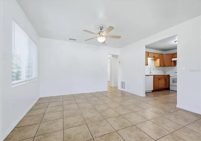 Photo 4 of Single family home for sale at 1240 Highland St, Sarasota, FL 34234 | MLS# A4707341 | Listing updated on 2026-10-28
