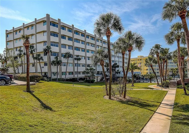 Photo 1 of Condo for sale at 100 Blf View Dr #514A, Belleair Bluffs, FL 33770 | MLS# TB8551992 | Listing updated on 2026-09-26