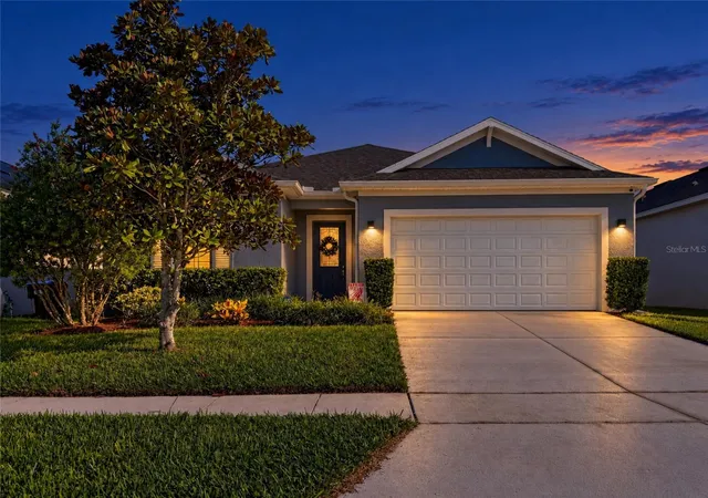 Photo 1 of Single family home for sale at 776 Grand Hilltop Dr, Apopka, FL 32703 | MLS# O6444643 | Listing updated on 2026-10-06