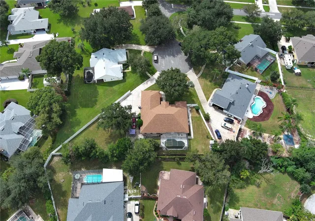 Photo 2 of Single family home for sale at 11318 Summer Wind Ct, Clermont, FL 34711 | MLS# S5158268 | Listing updated on 2026-10-02
