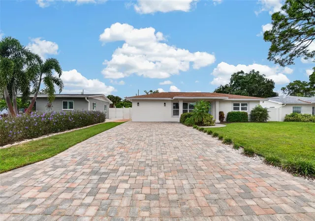 Photo 4 of Single family home for sale at 9043 2nd Street N, Saint Petersburg, FL 33702 | MLS# TB8552003 | Listing updated on 2026-10-05