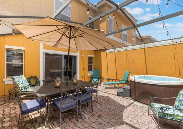Photo 4 of Townhouse for sale at 4733 Vero Beach Pl, Kissimmee, FL 34746 | MLS# O6444652 | Listing updated on 2026-09-25