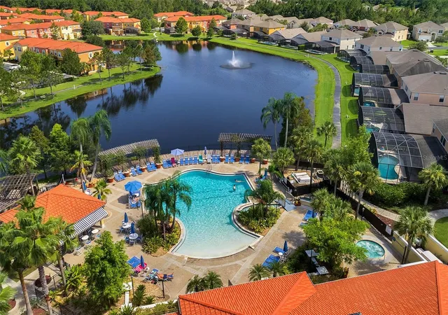 Photo 2 of Townhouse for sale at 4733 Vero Beach Pl, Kissimmee, FL 34746 | MLS# O6444652 | Listing updated on 2026-09-25