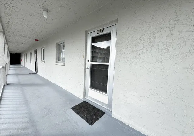 Photo 2 of Condo for sale at 3362 Lake Bayshore Dr #P214, Bradenton, FL 34205 | MLS# A4707346 | Listing updated on 2026-09-30