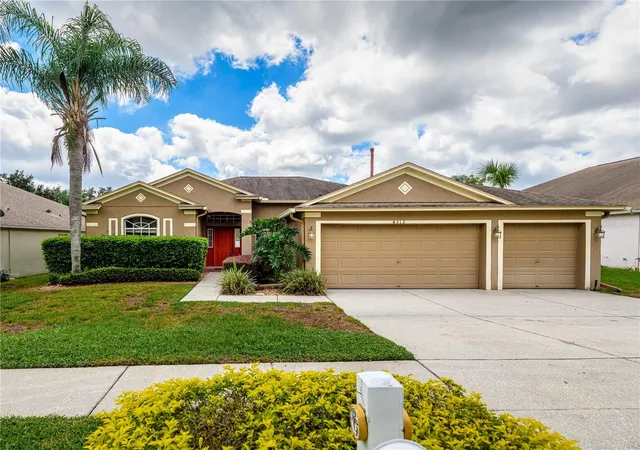Photo 1 of Single family home for sale at 4313 Orange Ridge Ct, Valrico, FL 33596 | MLS# TB8552005 | Listing updated on 2026-10-03