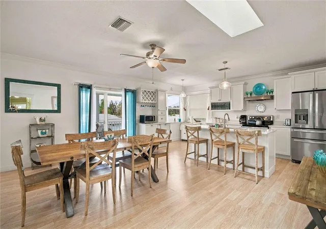 Photo 3 of Single family home for sale at 3711 118th Street W, Bradenton, FL 34210 | MLS# A4707347 | Listing updated on 2026-10-03
