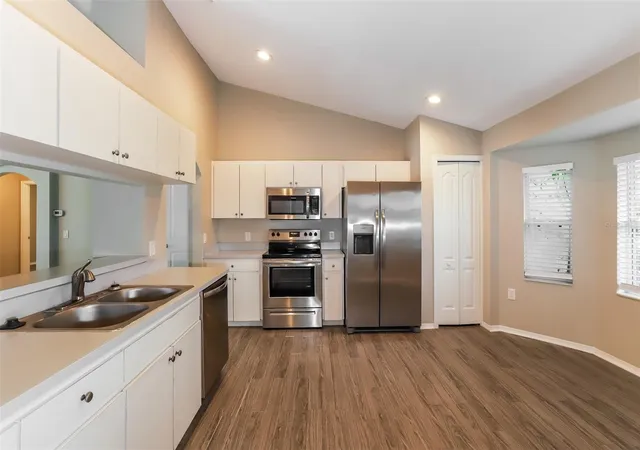 Photo 4 of Single family home for sale at 8375 Greystone Dr, Lakeland, FL 33810 | MLS# C7531195 | Listing updated on 2026-10-29