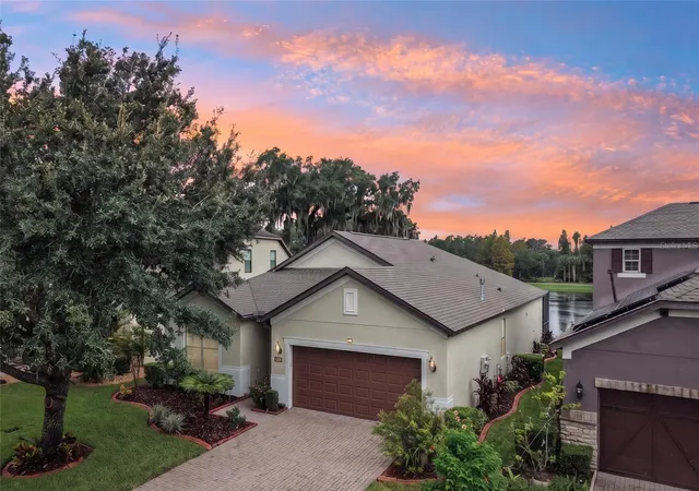 Photo 2 of Single family home for sale at 123 Magellan Ct, Davenport, FL 33837 | MLS# S5158272 | Listing updated on 2026-10-10