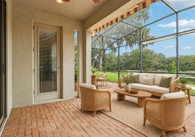 Photo 4 of Single family home for sale at 123 Magellan Ct, Davenport, FL 33837 | MLS# S5158272 | Listing updated on 2026-10-10