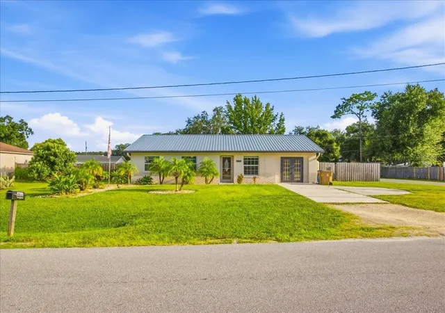 Single family home for sale at 4799 Lake Shore Dr, Saint Cloud, FL 34772 | MLS# O6444667