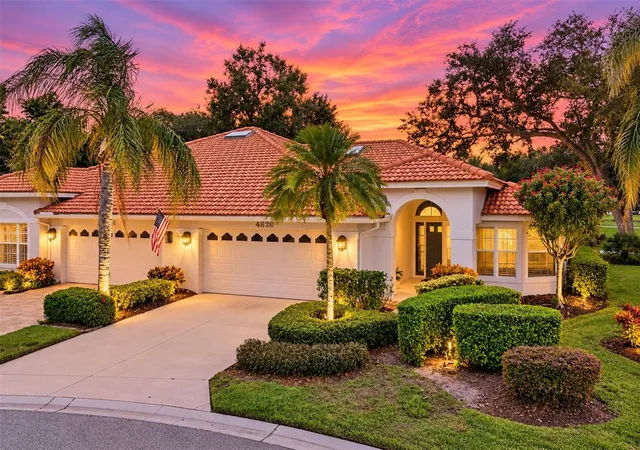 Photo 1 of Single family home for sale at 4620 Deer Trl Blvd, Sarasota, FL 34238 | MLS# A4707355 | Listing updated on 2026-10-06