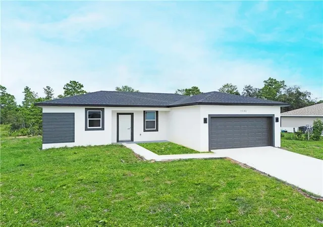 Single family home for sale at 1940 Alan St, SEBRING, FL 33875 | MLS# O6444672