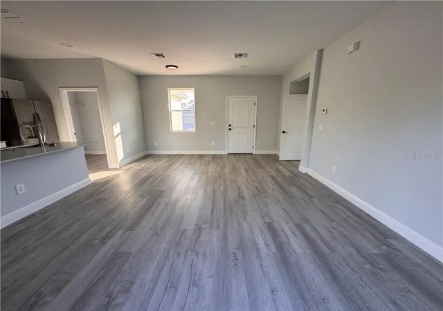 Photo 3 of Single family home for sale at 1940 Alan St, Sebring, FL 33875 | MLS# O6444672 | Listing updated on 2026-10-05