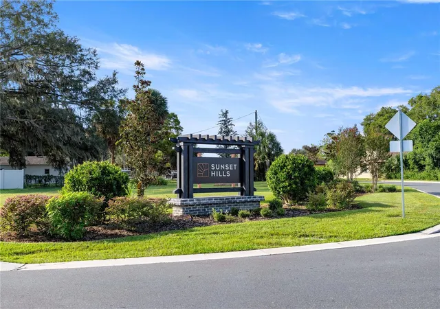 Photo 2 of Single family home for sale at 10306 SE 161st Lane Rd, Summerfield, FL 34491 | MLS# G5118248 | Listing updated on 2026-09-27