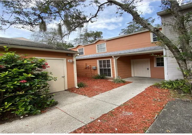 Townhouse for sale at 9459 Forest Hills Cir, TAMPA, FL 33612 | MLS# TB8552016