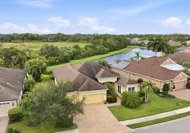 Photo 2 of Single family home for sale at 640 Honeyflower Loop, Bradenton, FL 34212 | MLS# A4707359 | Listing updated on 2026-09-30