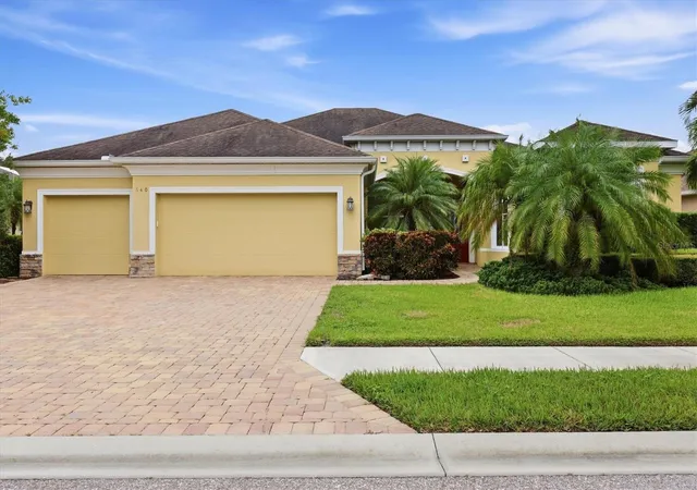 Photo 4 of Single family home for sale at 640 Honeyflower Loop, Bradenton, FL 34212 | MLS# A4707359 | Listing updated on 2026-09-30
