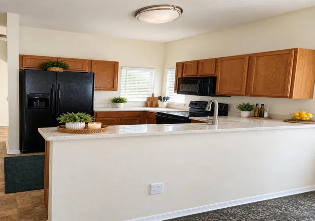 Photo 3 of Single family home for sale at 7628 Clovelly Park Pl, Apollo Beach, FL 33572 | MLS# TB8552021 | Listing updated on 2026-10-06