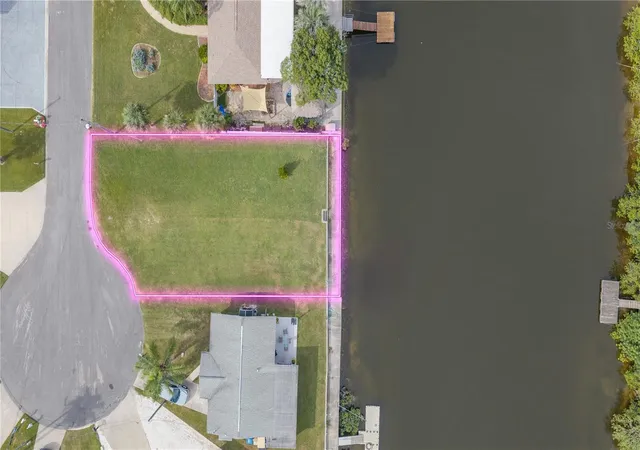 Photo 1 of Land for sale at 4367 4th Isle Dr, Hernando Beach, FL 34607 | MLS# W7889817 | Listing updated on 2026-09-30