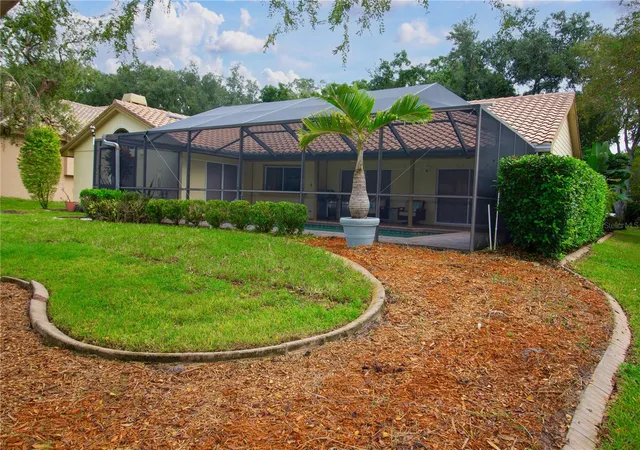 Photo 4 of Single family home for sale at 2194 Pinnacle Cir N, Palm Harbor, FL 34684 | MLS# TB8552028 | Listing updated on 2026-10-10