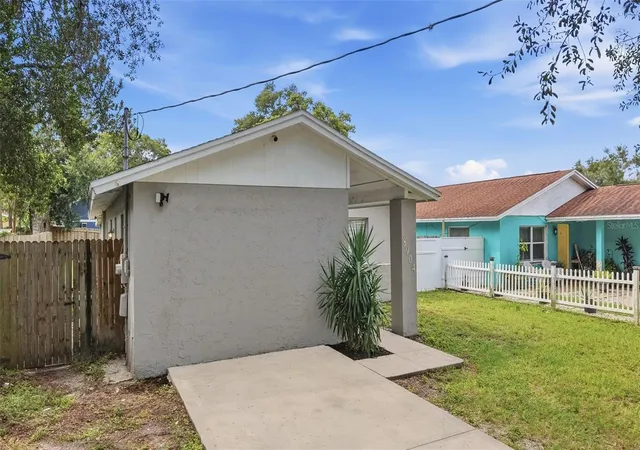 Photo 2 of Single family home for sale at 8904 N Boulevard, Tampa, FL 33604 | MLS# TB8552032 | Listing updated on 2026-09-28