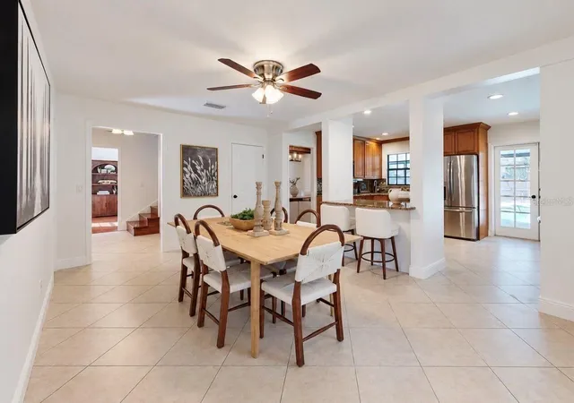 Photo 4 of Single family home for sale at 2818 Springdell Cir, Valrico, FL 33596 | MLS# TB8552037 | Listing updated on 2026-10-06