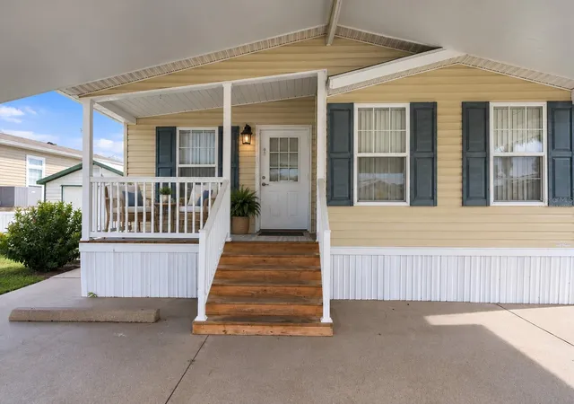 Photo 2 of Manufactured home for sale at 59 Beaverkill Dr, LAKE WALES, FL 33898 | MLS# L4965338 | Listing updated on 2026-10-15