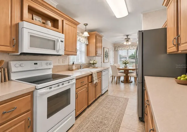 Photo 3 of Manufactured home for sale at 59 Beaverkill Dr, Lake Wales, FL 33898 | MLS# L4965338 | Listing updated on 2026-10-15