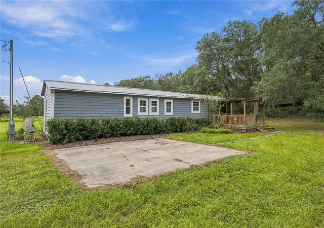 Photo 3 of Manufactured home for sale at 14468 Ne 150th Avenue, Fort Mc Coy, FL 32134 | MLS# OM732872 | Listing updated on 2026-09-25