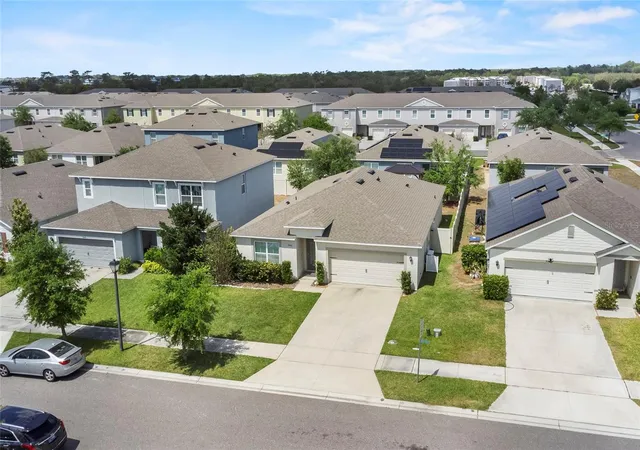 Photo 2 of Single family home for sale at 9005 Tuscan Cypress St, Kissimmee, FL 34747 | MLS# O6444705 | Listing updated on 2026-10-02