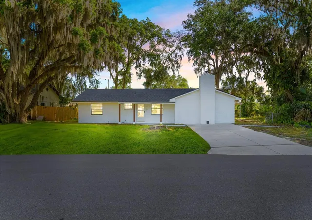 Photo 1 of Single family home for sale at 2517 Royal Palm Dr, Edgewater, FL 32141 | MLS# G5118253 | Listing updated on 2026-09-26