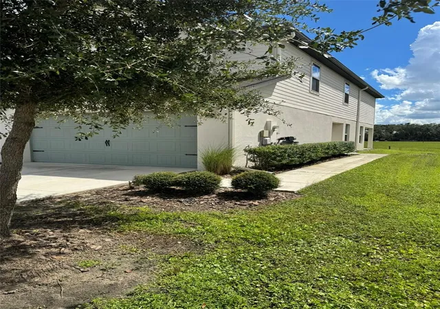 Photo 2 of Townhouse for sale at 5421 Companion Ln, Tampa, FL 33619 | MLS# TB8552050 | Listing updated on 2026-09-25