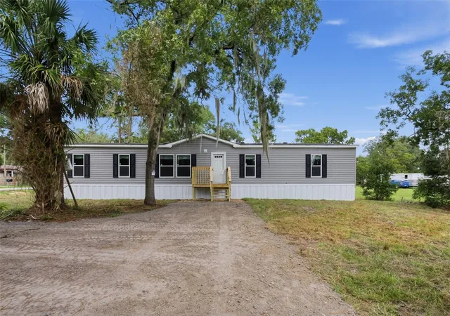 Photo 1 of Manufactured home for sale at 25300 Mardon Cir, Paisley, FL 32767 | MLS# G5118254 | Listing updated on 2026-09-26
