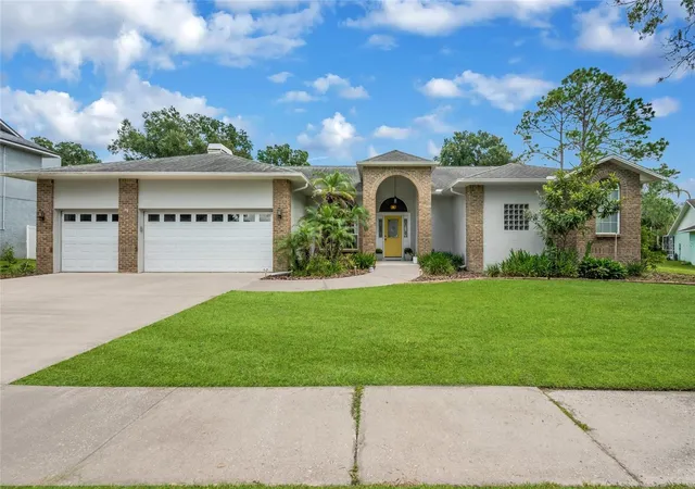 Photo 1 of Single family home for sale at 5004 Culver Pl, Brandon, FL 33511 | MLS# TB8552053 | Listing updated on 2026-10-02