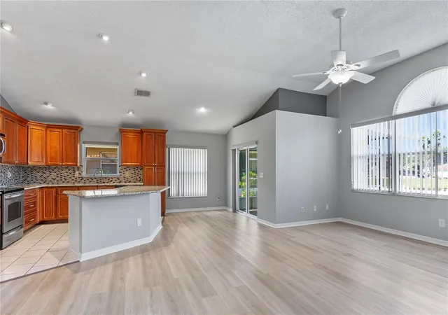 Photo 4 of Single family home for sale at 7713 Marbella Crk Ave, Tampa, FL 33615 | MLS# TB8552054 | Listing updated on 2026-10-03