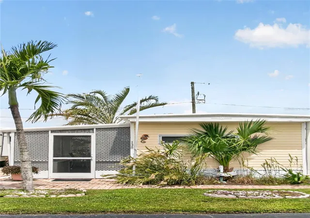 Photo 3 of Manufactured home for sale at 10101 Burnt Store Rd #130, Punta Gorda, FL 33950 | MLS# N6145924 | Listing updated on 2026-09-28