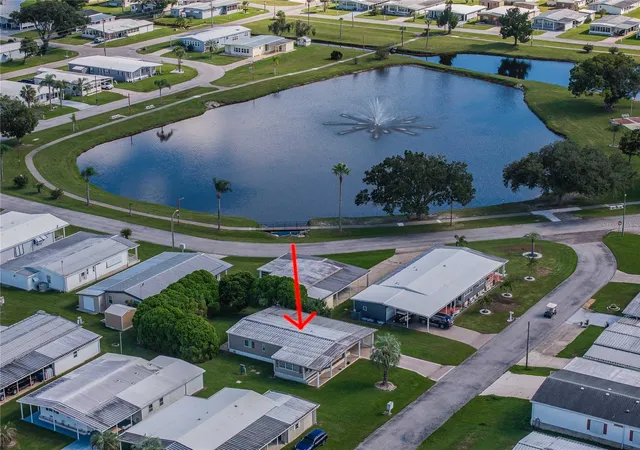Photo 4 of Manufactured home for sale at 5600 Arrowhead Dr, Zephyrhills, FL 33542 | MLS# TB8552055 | Listing updated on 2026-10-17