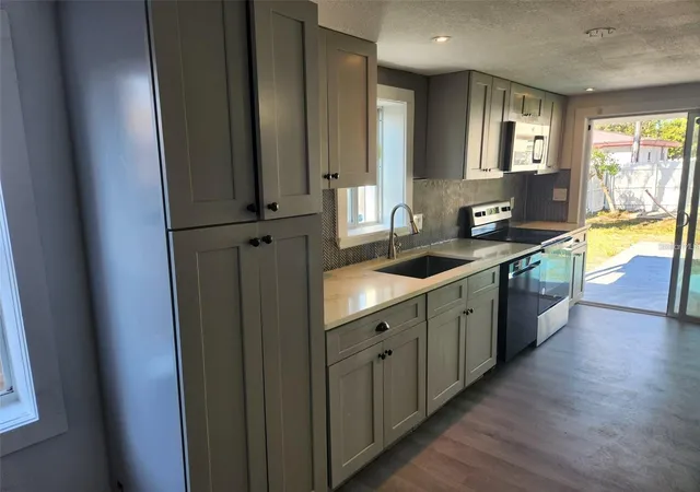 Photo 2 of Single family home for sale at 1174 Bryn Mawr Dr, Daytona Beach, FL 32114 | MLS# O6444724 | Listing updated on 2026-09-29