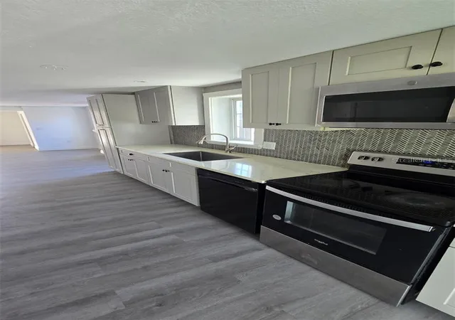 Photo 4 of Single family home for sale at 1174 Bryn Mawr Dr, Daytona Beach, FL 32114 | MLS# O6444724 | Listing updated on 2026-09-29