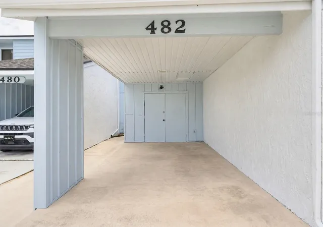 Photo 3 of Townhouse for sale at 482 Prestwick Pl, Kissimmee, FL 34759 | MLS# TB8552062 | Listing updated on 2026-09-26