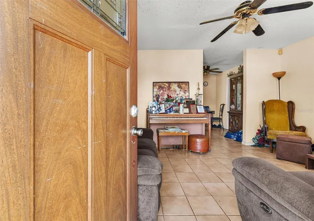 Photo 1 of Single family home for sale at 4365 Trout Dr SE, Saint Petersburg, FL 33705 | MLS# TB8552063 | Listing updated on 2026-10-06