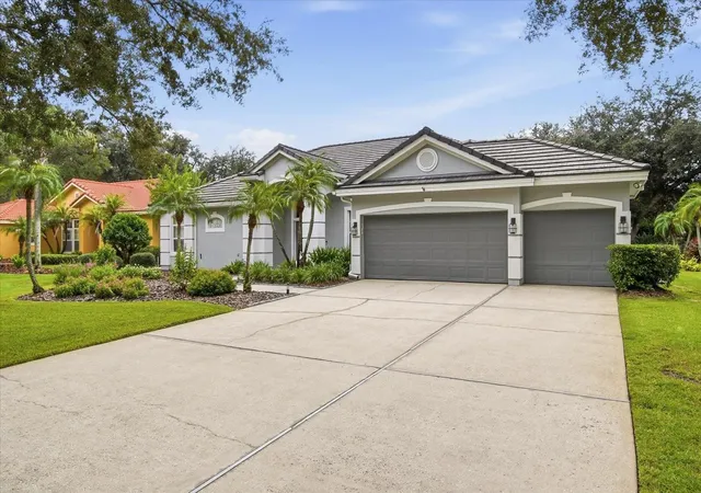 Photo 2 of Single family home for sale at 17725 Grey Eagle Rd, Tampa, FL 33647 | MLS# TB8552064 | Listing updated on 2026-10-07