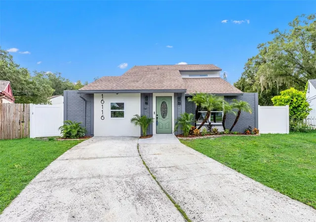 Photo 1 of Single family home for sale at 16116 Sandcrest Way, Tampa, FL 33618 | MLS# TB8552065 | Listing updated on 2026-09-29