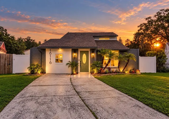 Single family home for sale at 16116 Sandcrest Way, TAMPA, FL 33618 | MLS# TB8552065